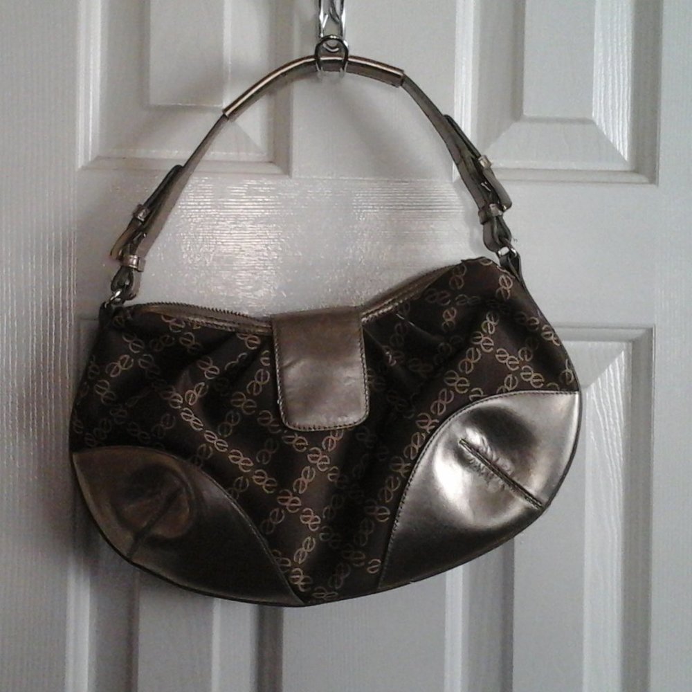 5/$25⭐ Express Shoulder Bag Brown/Bronze